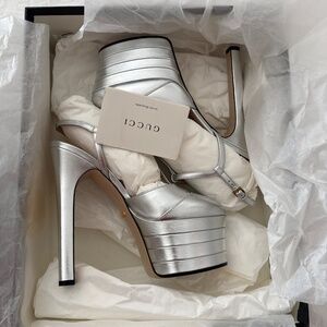 Gucci Angel metallic silver leather platform pump